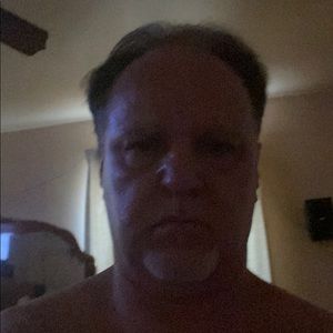 Meet your Posher, Dennis